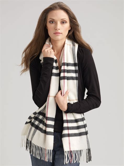 burberry look shawl blauw|Burberry scarf for women.